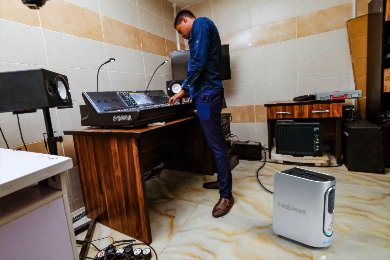 battery-studio-DIfFRfnv