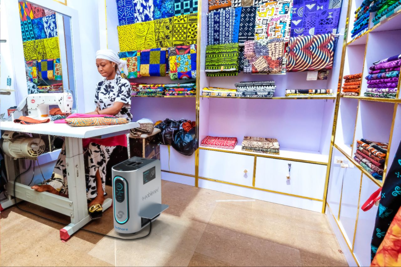 battery-tailor-BhPl3f4J